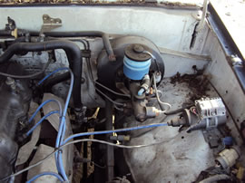 1984 TOYOTA PICK-UP HILUX, 2.4L EFI AUTO 2WD, COLOR WHITE, STK Z15003